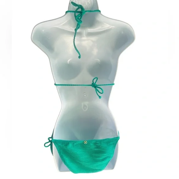 ViX Paula Hermanny Green String Bikini - Picture 2 of 8